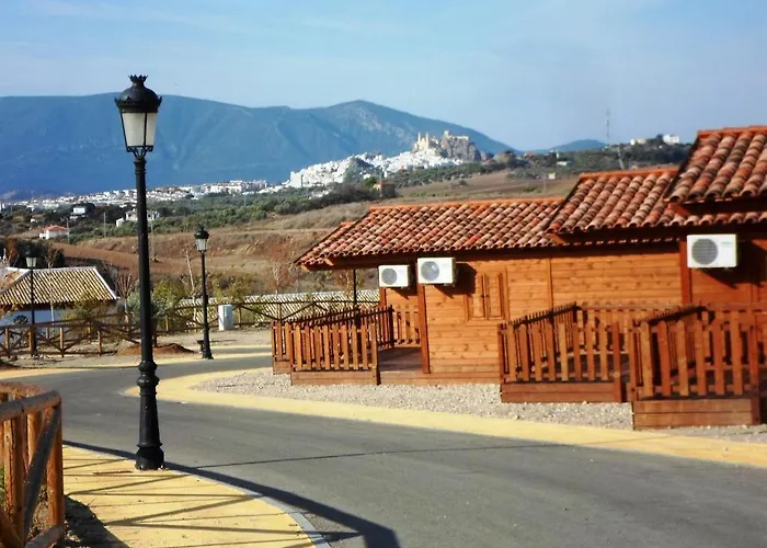 Kamp alanı Complejo Pueblo Blanco Olvera