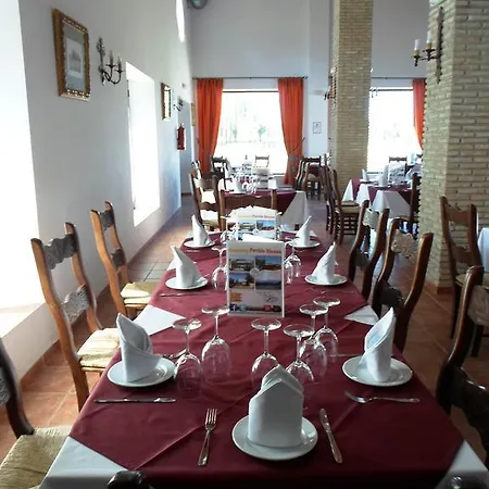 Complejo Pueblo Blanco Kamp alanı Olvera