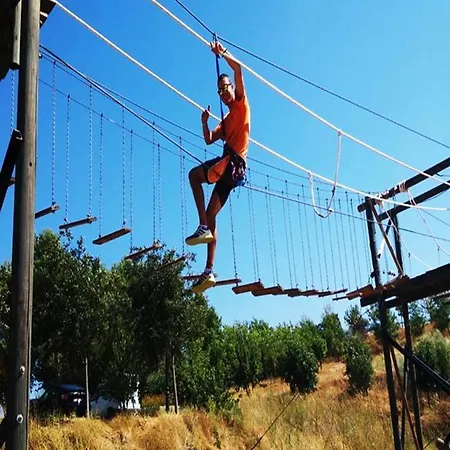 Complejo Pueblo Blanco Camping Olvera